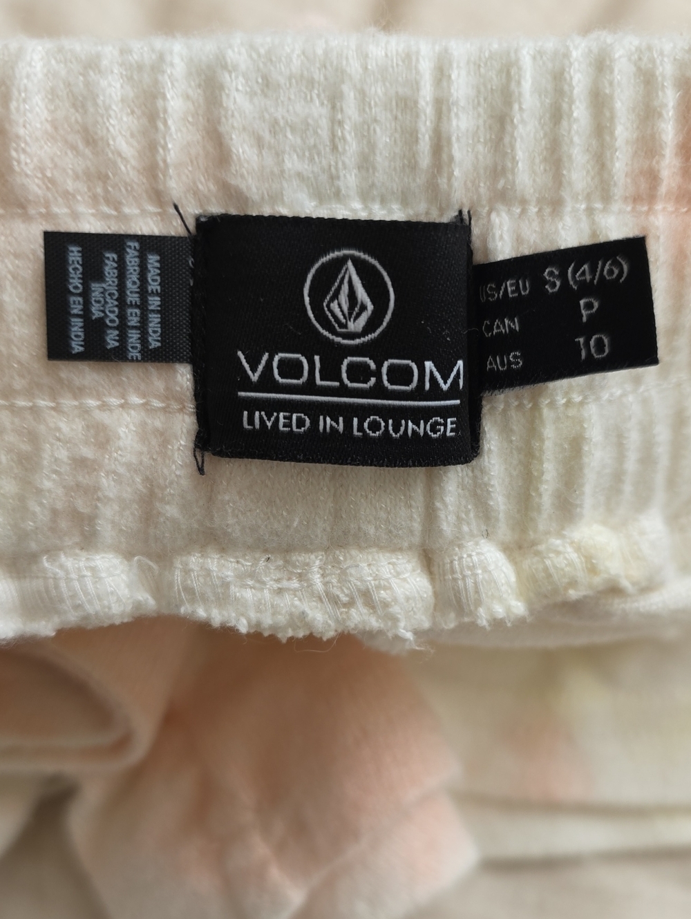Volcom Womens Multi Tie Dye Lil Fleece Shorts - Size Small - Picture 5 of 6